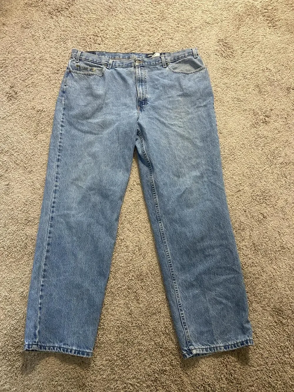 Eddie Bauer Jeans Mens 42x30 Blue Light Wash Relaxed Straight Denim Pockets